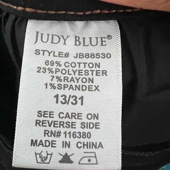 Judy Blue Black Knoxville High Waisted Destroyed Hem Cropped Straight Jeans 31 - Picture 11 of 12